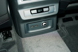 2024款奥迪Q5L