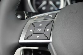 2014款奔驰E260L豪华型