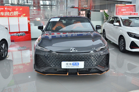 2024款长安UNI-V