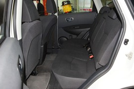 2012款日产逍客2.0XL火CVT两驱