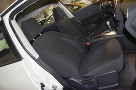2012款日产逍客2.0XL火CVT两驱