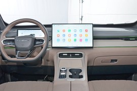 2025款奇瑞瑞虎8