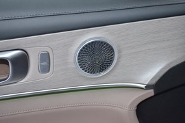 2025款奇瑞瑞虎8