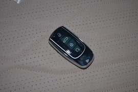 2025款奇瑞瑞虎8