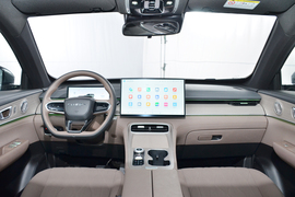 2025款奇瑞瑞虎8