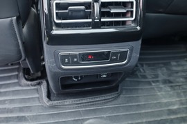 2023款东风风行游艇