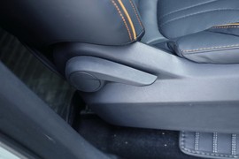 2023款东风风行游艇