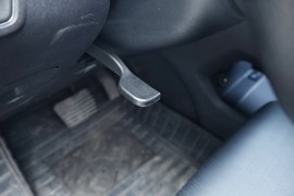 2023款东风风行游艇