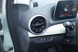 2023款东风风行游艇