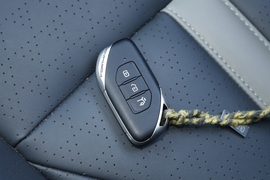 2023款东风风行游艇