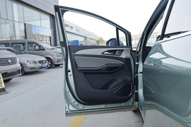 2023款东风风行游艇