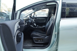 2023款东风风行游艇