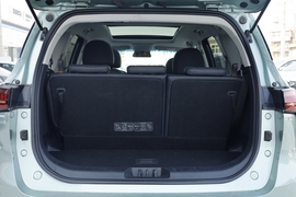 2023款东风风行游艇