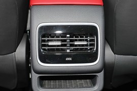 2023款奇瑞瑞虎7