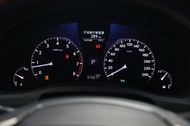 2013款雷克萨斯RX350尊贵版试驾