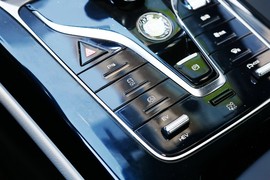 2024款比亚迪秦PLUS