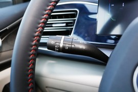 2024款比亚迪秦PLUS