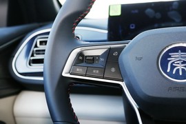 2024款比亚迪秦PLUS