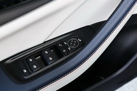 2024款比亚迪秦PLUS