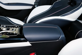 2024款比亚迪秦PLUS