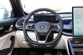 2024款比亚迪秦PLUS