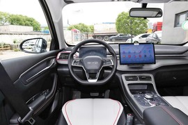 2024款比亚迪驱逐舰05