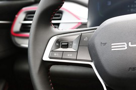 2024款比亚迪驱逐舰05