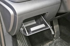 2024款比亚迪驱逐舰05