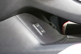 2024款比亚迪驱逐舰05