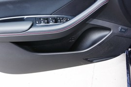 2024款比亚迪驱逐舰05