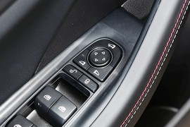 2024款比亚迪驱逐舰05