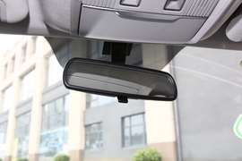 2024款比亚迪驱逐舰05