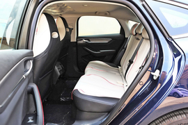 2024款比亚迪驱逐舰05