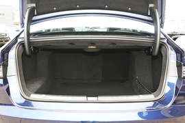 2024款比亚迪驱逐舰05