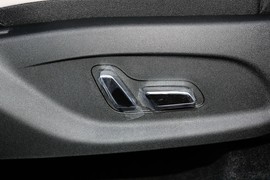 2024款比亚迪元PLUS