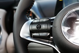 2024款比亚迪元PLUS