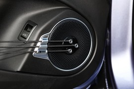 2024款比亚迪元PLUS