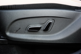 2024款比亚迪元PLUS