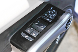 2024款比亚迪元PLUS