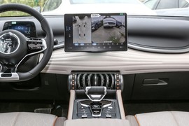 2024款比亚迪元PLUS