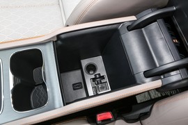 2024款比亚迪元PLUS