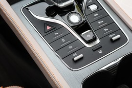 2024款比亚迪元PLUS