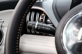 2024款比亚迪元PLUS