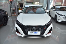 2024款长安逸动