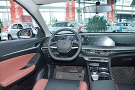 2024款长安逸动
