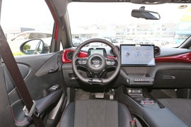 2025款比亚迪海豚