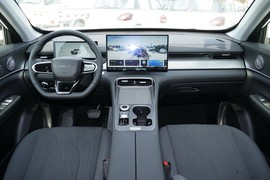 2025款奇瑞瑞虎8