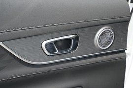 2025款奇瑞瑞虎8