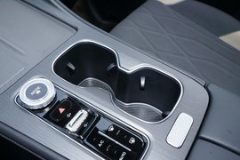 2025款奇瑞瑞虎8