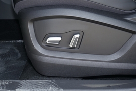 2025款奇瑞瑞虎8